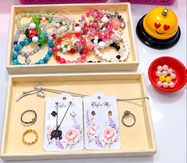 Pedido real aberto: pulseiras de contas, anéis, colar e brincos